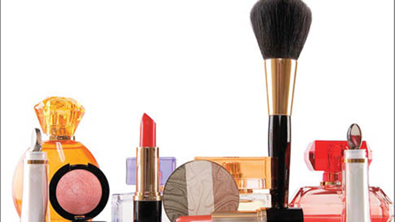 مهم‌ترین نکات برای آرایش کردن در تابستان