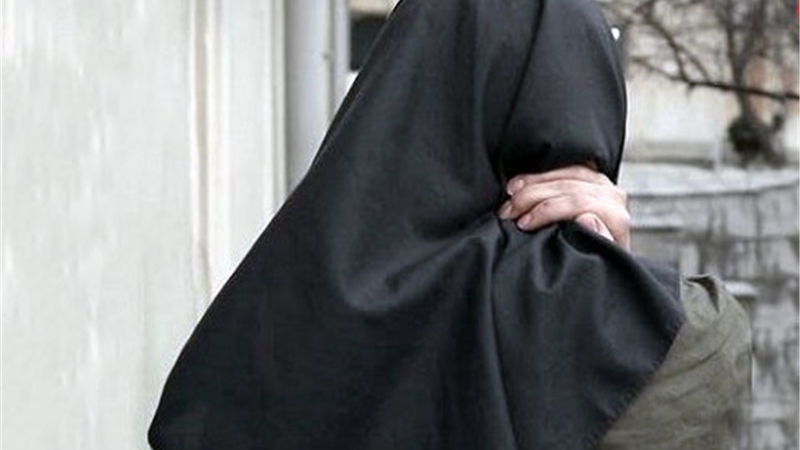 طلاق از شوهر برای خوشگذرانی‌های شوم