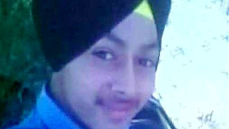 زنده شدن پسر ۲۰ ساله در مراسم تشییع جنازه‌اش