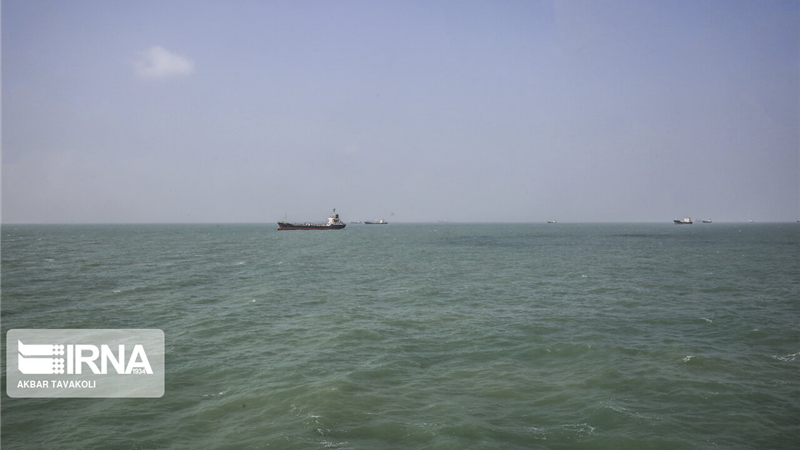 تنگه هرمز دقیقا کجا است و چه ویژگی‌هایی دارد