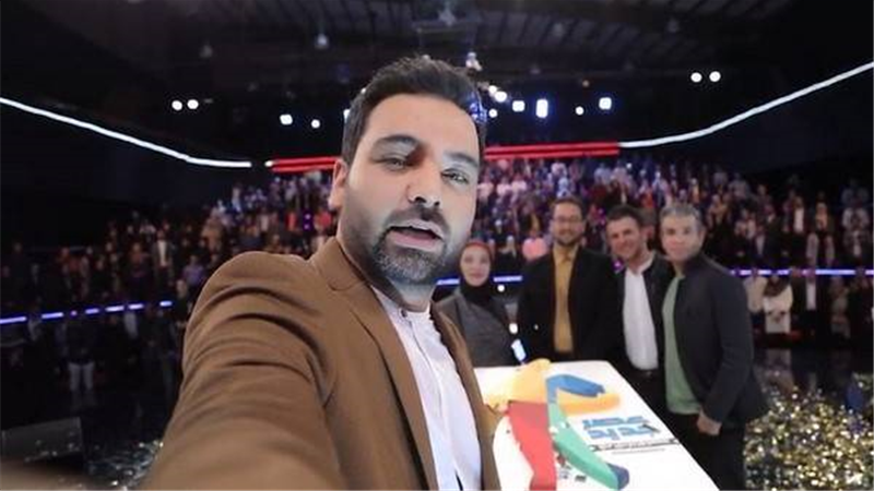 کدام شرکت‌کنندگان در قسمت سوم مرحله نیمه نهایی عصر جدید برنامه اجرا کردند