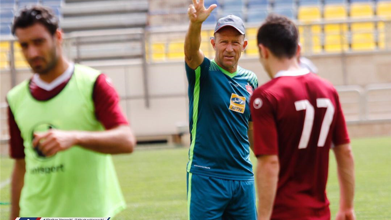 کالدرون می‌گوید نظیر این بازیکن پرسپولیس را در تمام عمرش ندیده است