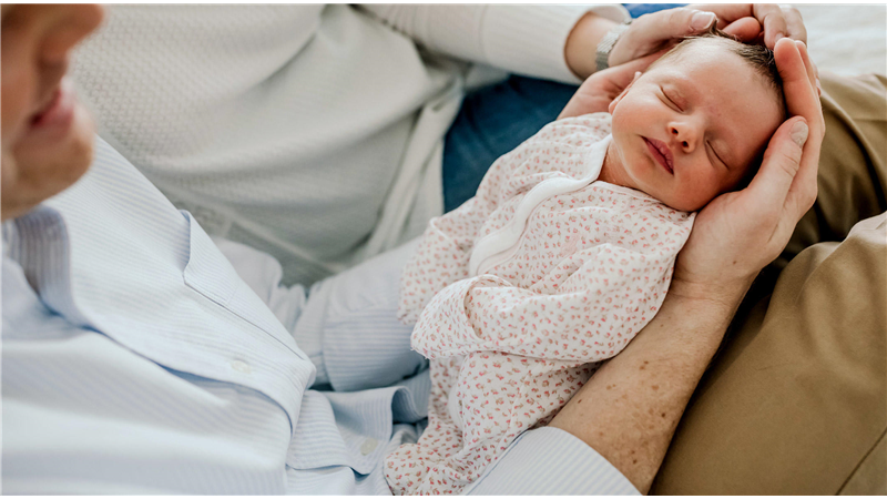 بازاری سیاه برای خرید و فروش نوزادان