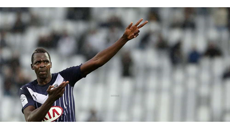 دیاباته با زانـوی جراحـی‌شده به استقلال آمده؟