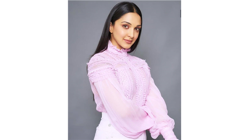 مصاحبه با کیارا آدوانی ،ستاره بالیوود : احساس خوش شانسی می کنم