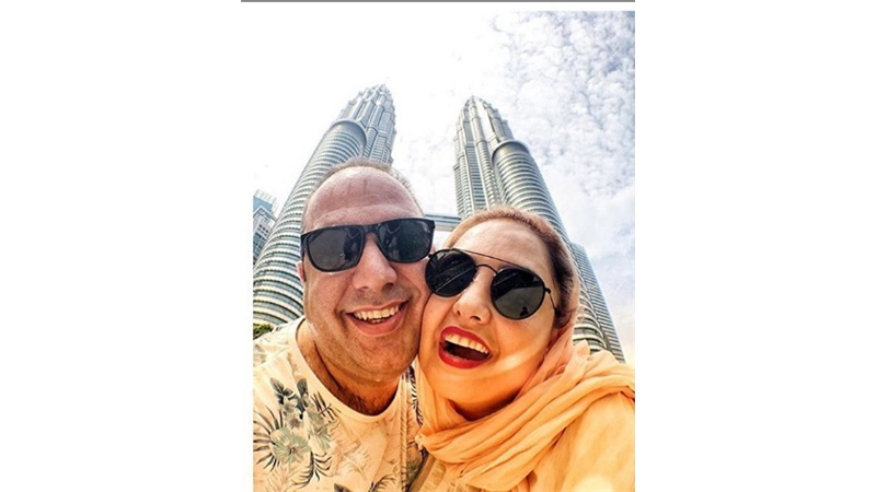 عکس شادمانه علی اوجی و نرگس محمدی در مالزی