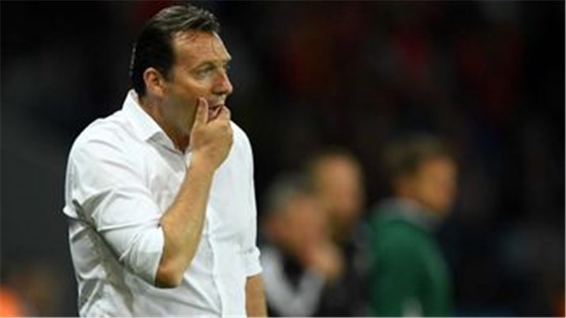 ویلموتس ۵۸ روز از ۹۰روز  را  مرخصی بوده