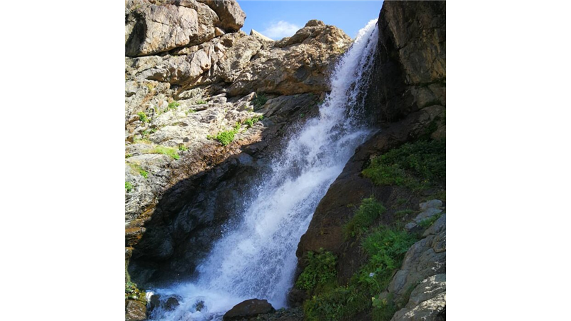 چگونه به چشمه تلخاب لالون  برویم و چه دیدنی‌هایی دارد