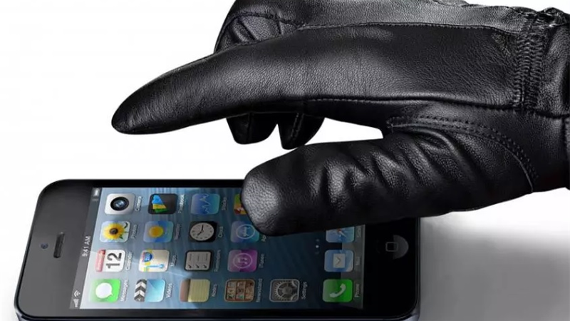 شوهر سابقم عکس‌های خصوصی‌ام را منتشر کرد