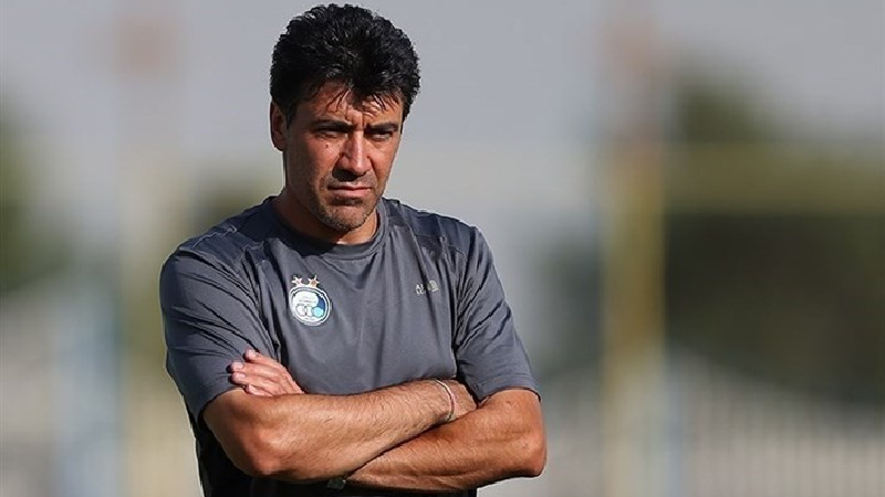 ‌ نوازی: از استقلال انتقاد کنم بازیکنان ناراحت می‌شوند