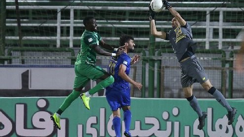 قحطی مهاجم گلزن در فوتبال ایران