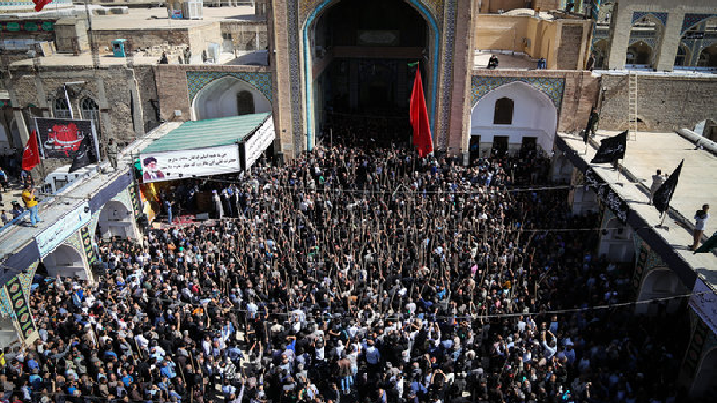 مراسم قالی شویان مشهد اردهال چگونه و به چه مناسبت برگزار می‌شود