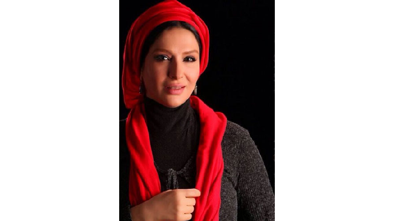 بیوگرافی کامل ساغر عزیزی بازیگر نقش مهری خانم مادر آزاد در سریال تلاطم