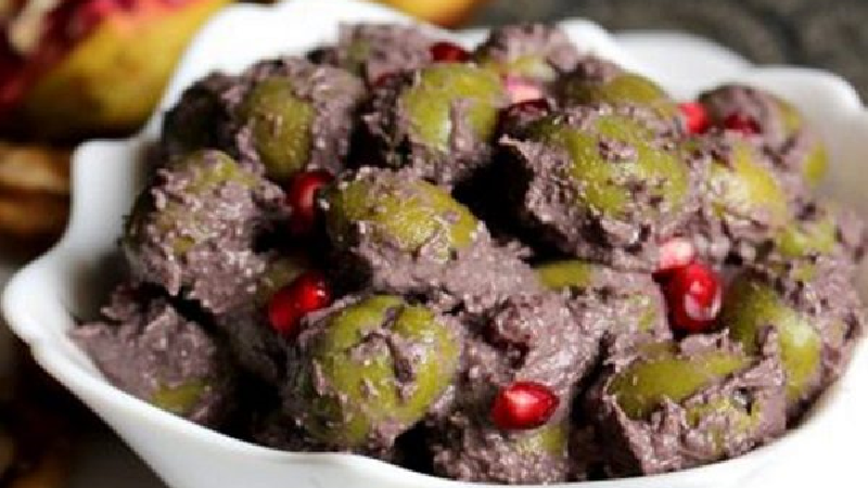 طرز تهیه زیتون پرورده خانگی