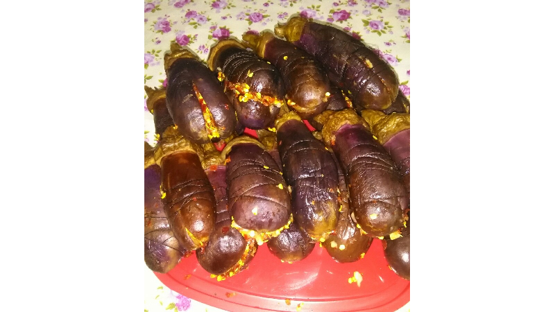 ترشی بادمجان شکم‌ پر را چه طور درست کنیم