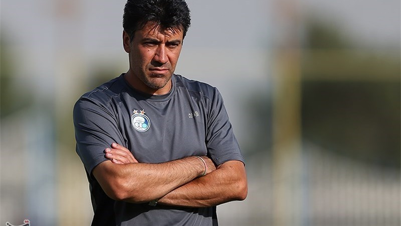 زرینچه فراری از استقلال