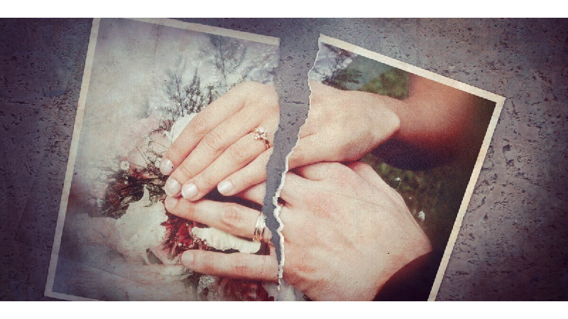 طلاق به‌خاطر با کلاس شدن زن