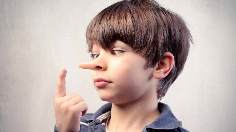 چرا بچه‌ها دروغ می‌گویند