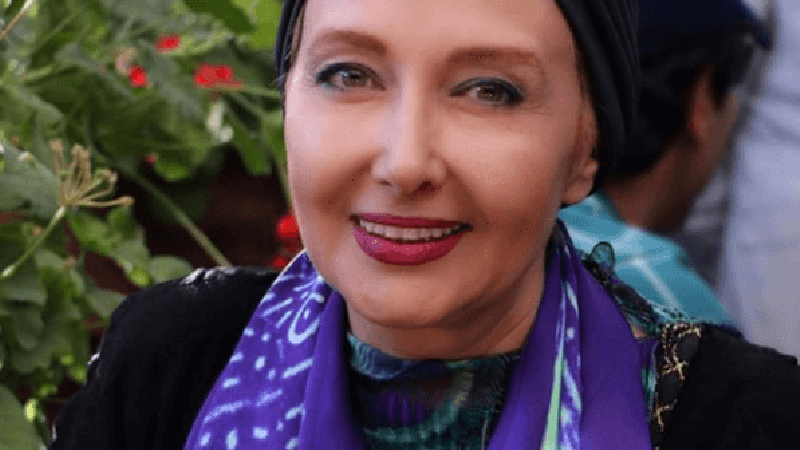 زندگی شخصی و نیکوکاری‌های کتایون ریاحی ، بازیگر نقش زلیخا