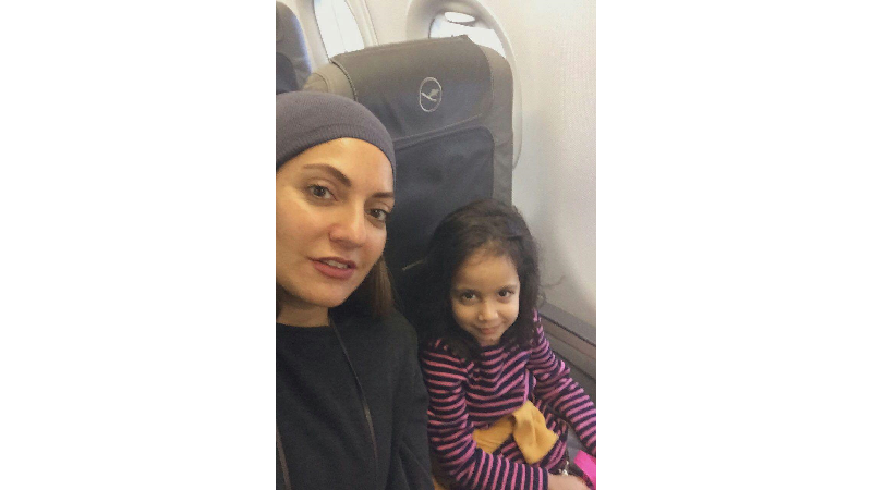 عکس مادر و دختری مهناز افشار و فرزندش