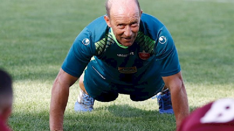 کالدرون و ورزشگاه ؛ هردو دست خالی