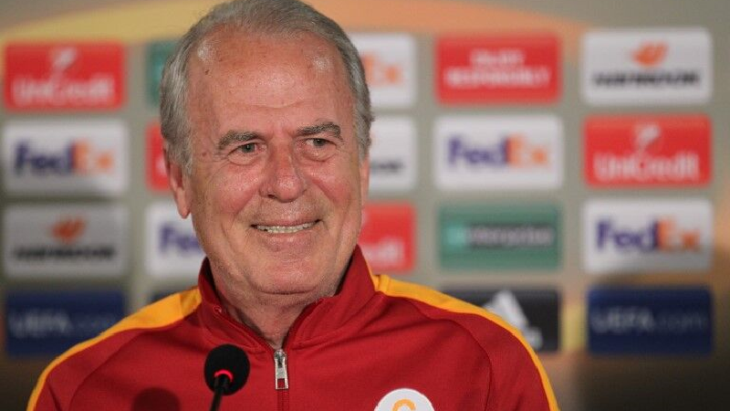 درخواست مصطفی دنیزلی سرمربی تراکتور از هواداران قبل از بازی با استقلال