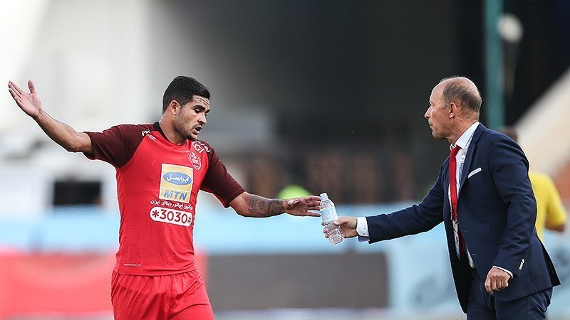 آقای کالدرون جدایی جونیور از پرسپولیس 6 میلیارد آب می‌خورد