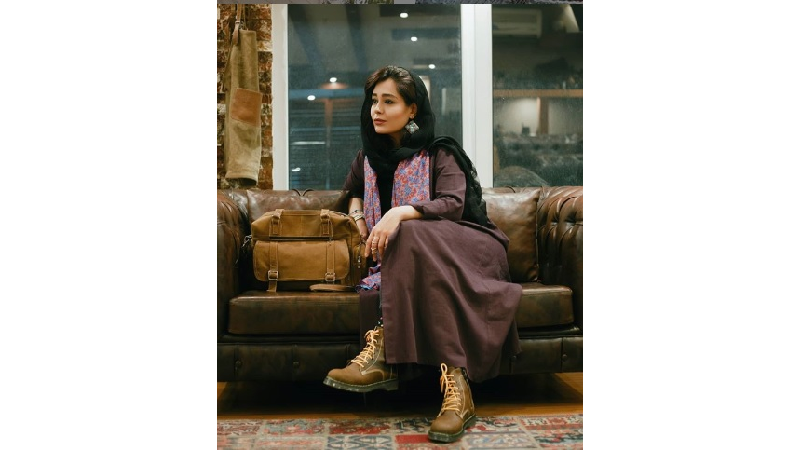 دلنوشته‌های شاعرانه سانیا سالاری بازیگر نقش ارغوان در سریال دلدادگان