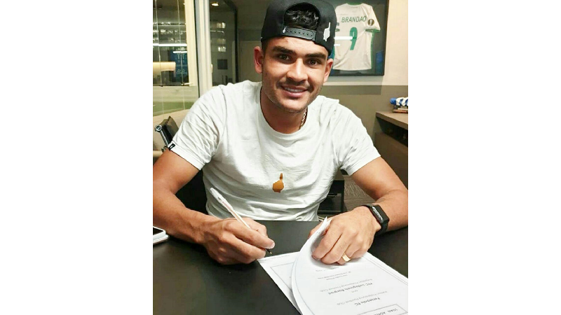 رفتن جونیور از پرسپولیس قطعی است؛ چه کسی جایگزین او می‌شود؟