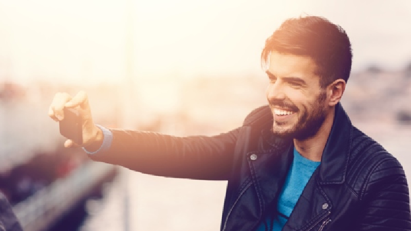 این عوارض سلفی گرفتن کاملا جدی است