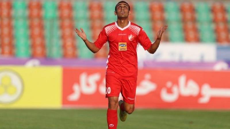 امیر روستایی مهاجم پرسپولیس: از عنوان قهرمانی‌مان دفاع می‌کنیم