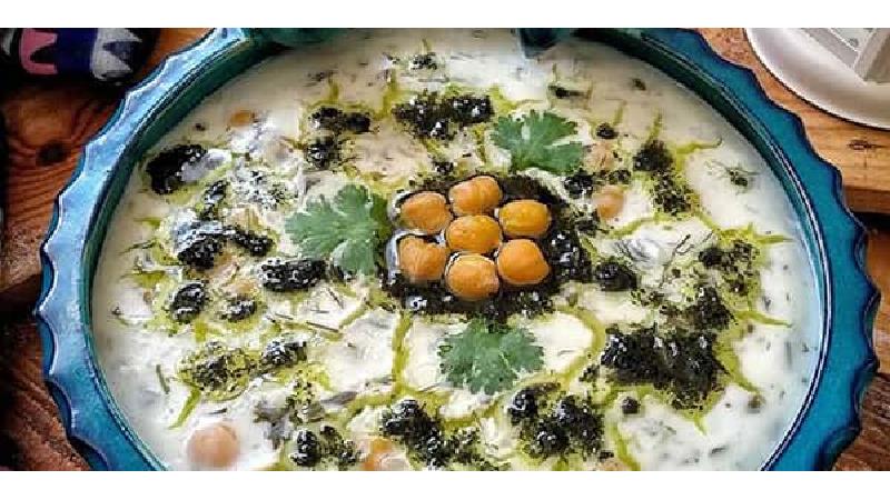 طرز تهیه کامل آش دوغ ؛غذای محلی کرمانشاه و اردبیل