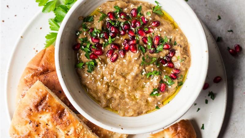 طرز تهیه بابا غنوش پیش غذای مشهور عربی