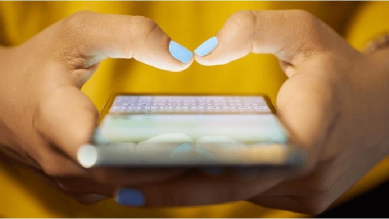 انتقام‌گیری غیراخلاقی 2 دختر از یکدیگر