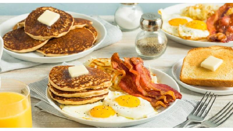 مردان صبحانه چه خوراکی‌هایی بخورند
