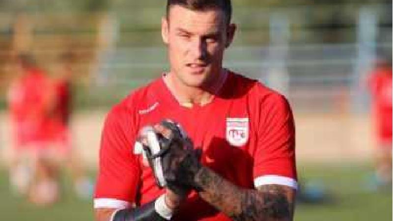 نامه تراکتور به پرسپولیس: استوکس حق امضا ندارد