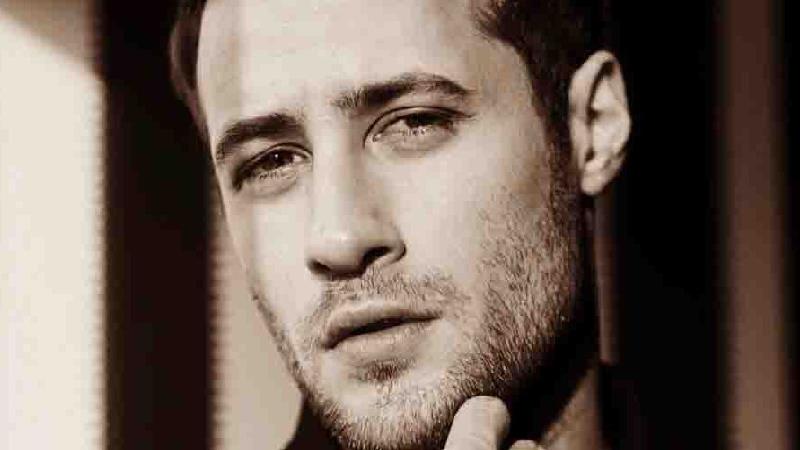 بیوگرافی کامل مهمت اوزان دولونای مدل و بازیگر ترکیه ای