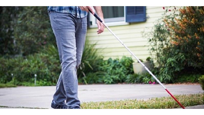 مرد نابینا بعد از تصادف بینایی‌اش را به دست آورد