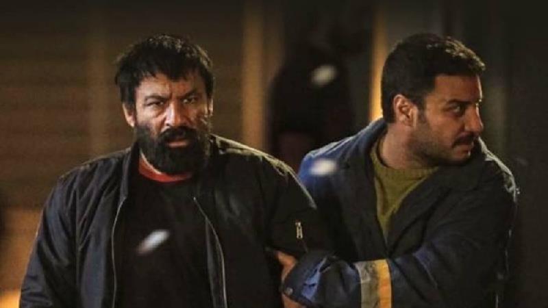 نقدی بر فیلم شنای پروانه؛ حکایت چند گنده لات