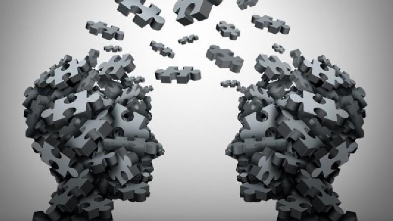 طرحواره درمانی چیست؛ نگاهی طرحواره‌های محرومیت هیجانی، رهاشدگی و استحقاق