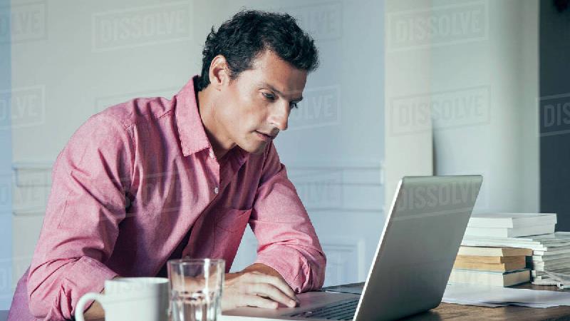 چه شغلی برای کار در خانه خوب است و درآمد مناسب دارد