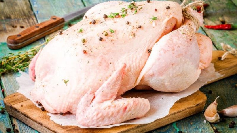 نکات ریز آشپزی برای از بردن بوی زهم مرغ