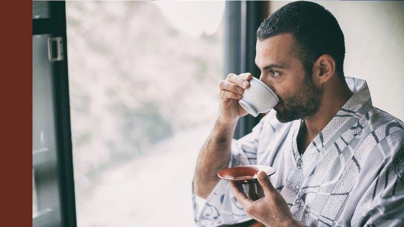 خاصیت‌های نوشیدن انواع چای؛ از چای سبز و سیاه تا ماسالا و لاته