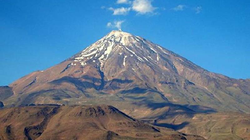 آیا زلزله تهران، آتشفشان دماوند را فعال می‌کند
