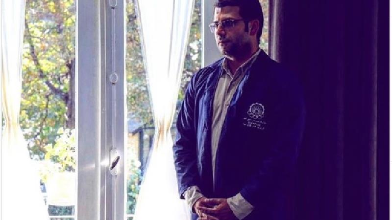 نوشته زیبای روزبه حصاری درباره عشق