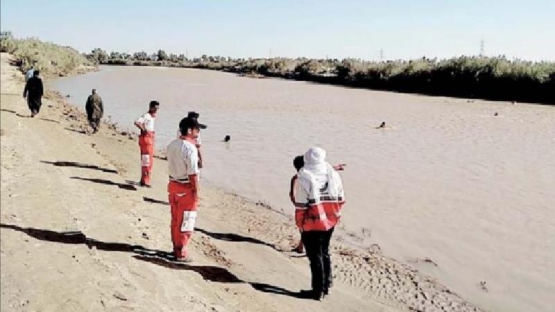مادر فداکار هنگام نجات پسرش از رودخانه غرق شد