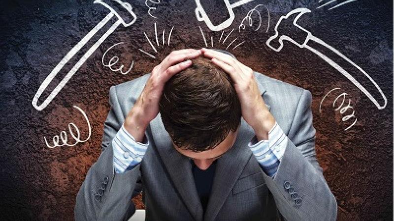 خودتخریب گری چیست و چه نشانه‌ها و دلایلی دارد