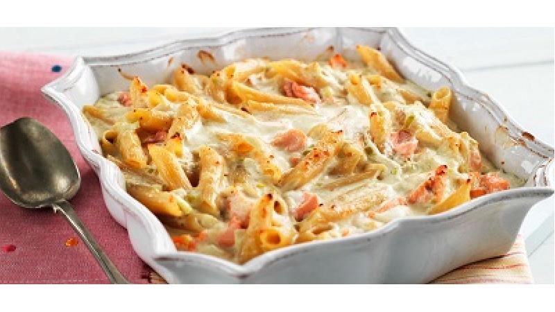 پاستای پنه با سس آلفردو و مرغ؛ طرز تهیه و همه فوت و فن‌ها