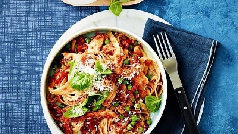 غذای رژیمی با مرغ: خوراک راگوی مرغ و سبزیجات را چه طور درست کنیم