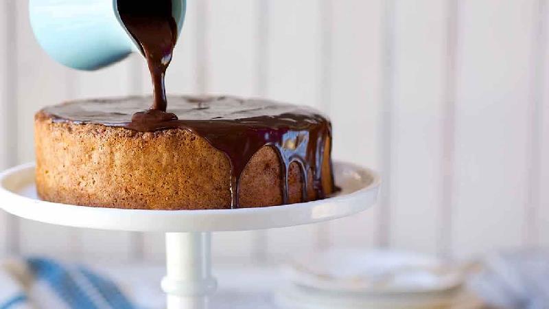 گاناش چیست + طرز تهیه گاناش شکلاتی و رنگی